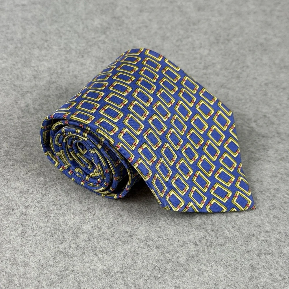 Vintage Gucci Silk Tie Blue Geometric Link Pattern Italy Necktie 58x3.75